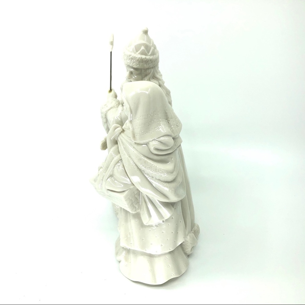 SOLD Father Frost & Babushka White Porcelain Figurine - Picture 2 of 16